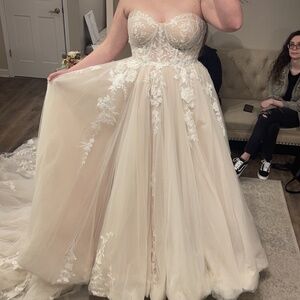 Martina Liana Wedding Gown